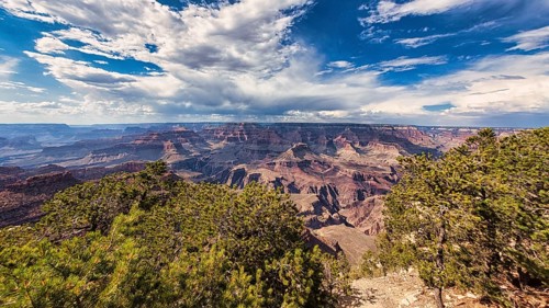 Viewpoint with view of the Grand Canyon