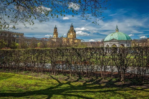 Pavilion in Hofgarten and Theatine Church. Munich