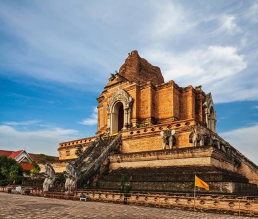 Buddhist temple Wat Chedi Luang. Chiang Mai
