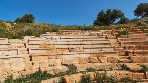 Aptera