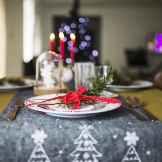 Decorated plate christmas tablecloth
