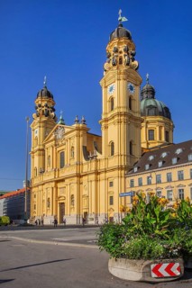 Theatine Church am Odeonsplatz