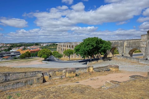 16th century Amoreira aqueduct viewed from the ramparts