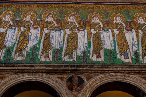 Mosaics in the Basilica di Sant'Apollinare Nuovo