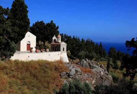 Small chapel next to the old Preveli monastery ruins