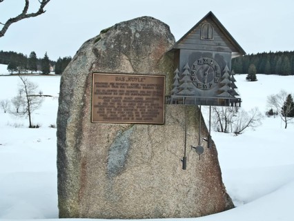 Memorial stone Das Hoefle