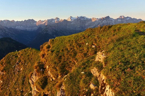 View from Schafreuter to Northern Karwendel Range with Eastern Karwendel Peak and Vogelkar Peak as well as Karwendel Main Range with Kaltwasserkar Peak