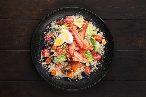 Salad with bacon
