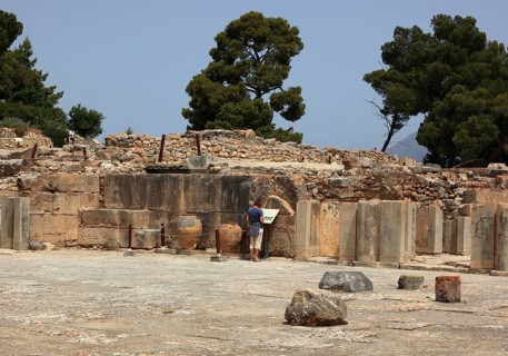 In the Mionic palace excavation site of Festos