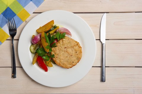 Fish cutlet with grilled potato