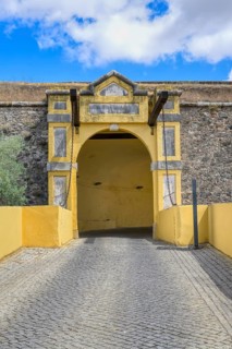 Corner or Esquina outer gate