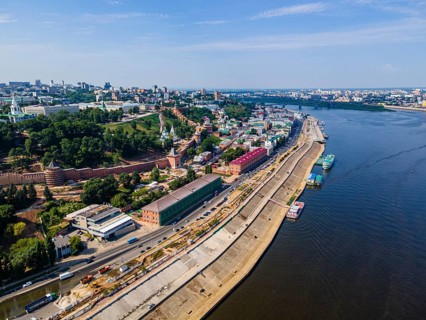 Aerial of the kremlin and the Volga