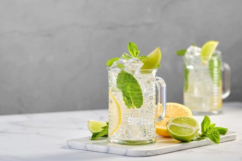 Two glasses of lemon