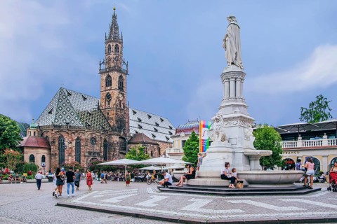 Monument to Walther von der Vogelweide on Walther Square with Cathedral