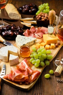 Cheese plate with prosciutto