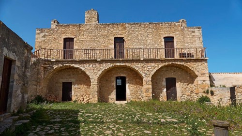 Aptera