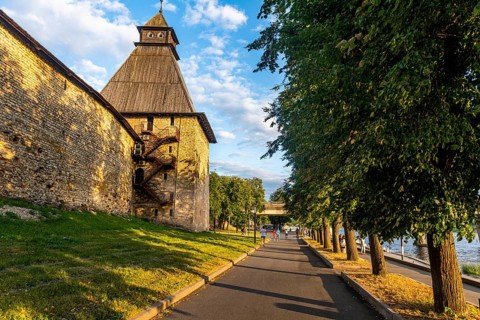 The outer walls of the kremlin of the Unesco site Pskov