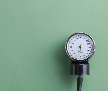 Dial aneroid sphygmomanometer