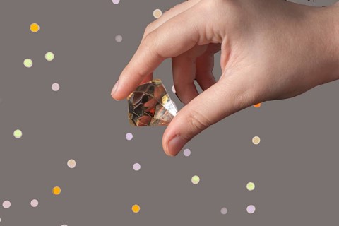 Fake diamond stone made with glass material