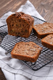 Whole uncut biscuit cake with walnut