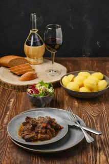 Beef or deer ragout with potato