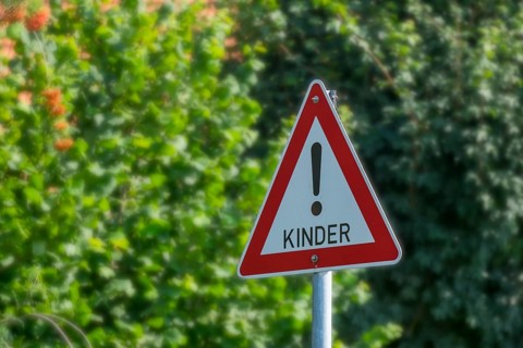 Sign Attention Children