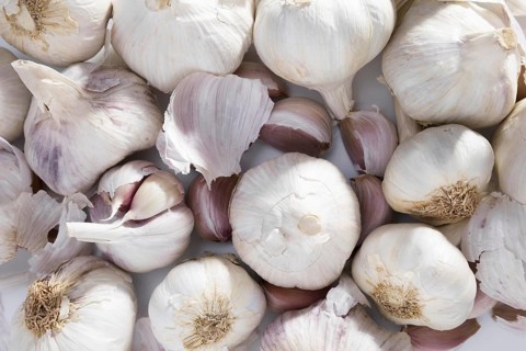 Top view assortment organic garlic gloves. Resolution and high quality beautiful photo