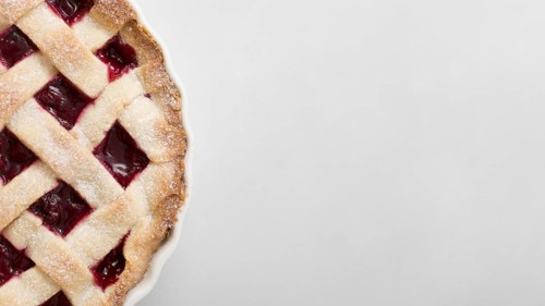 Pie with strawberry jam copy space