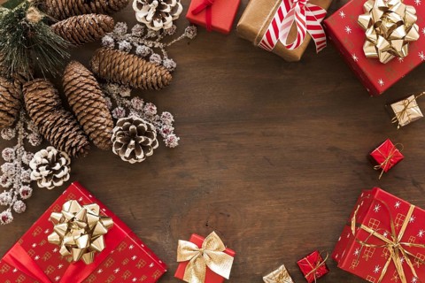 Gift boxes with big cones table
