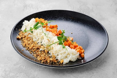 Garnish to the main dish