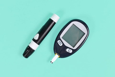 Diabetes treatment tools with blood glucose sugar meter and lancing device with lancet