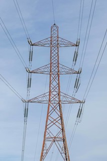 High voltage pylon