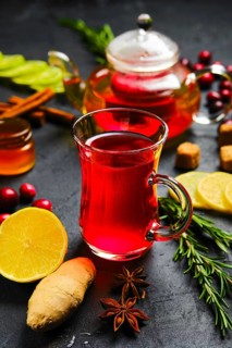 Cup and pot with cranberry