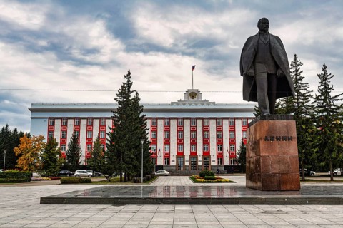 Lenin statue before the town hall of