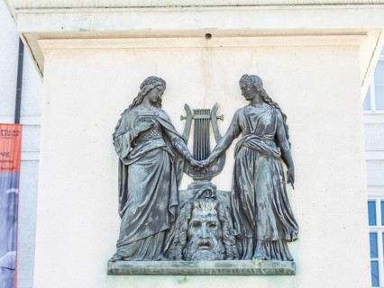 Mozart Monument on Residenzplatz