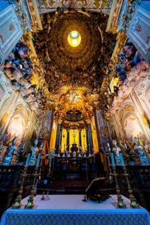 Interior of the Basilica di Santa Maria Assunta
