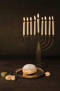Hanukkah snack symbols table