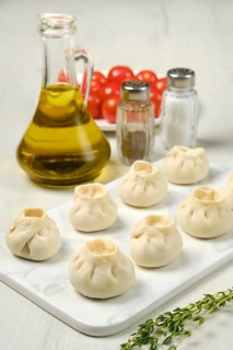Frozen dumplings with turkey and tarragon