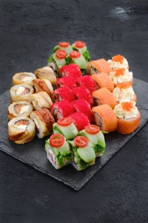 Big set of rolls with shrimp