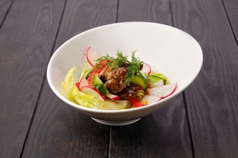 Salad with beef liver