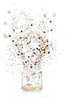 Blast of pickled onion with pepper and herbs cupping-glass