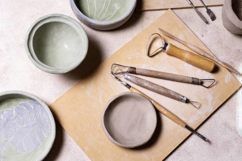 Tools pottery table. Resolution and high quality beautiful photo