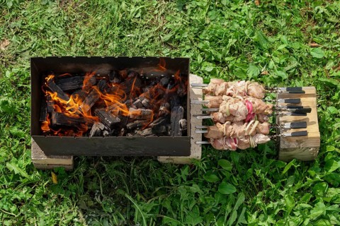 Process of cooking shashlik from pickled meat outdoor