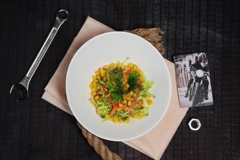 Salad with corn