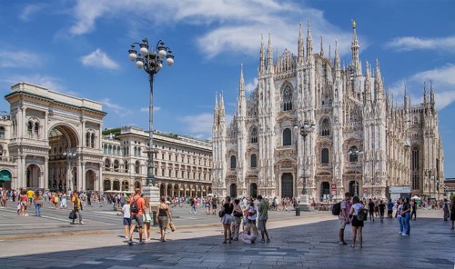Cathedral Square with Cathedral and Triumphal Arch of the Galleria Vittorio Emanuele II