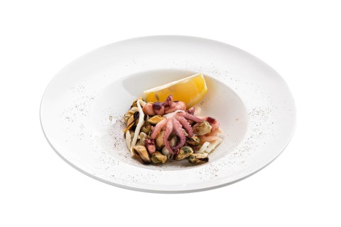 Salad with octopus