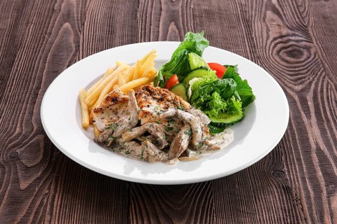 Grilled chicken fillet with oyster mushrooms
