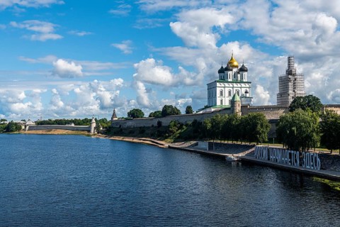 The kremlin and the Trinity Cathedral in Pskov