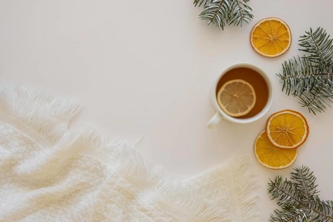 Delicious hot tea with slices of lemon