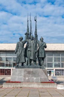 Monument to heroic defenders of the Soviet north